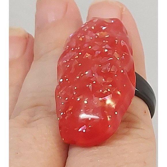 Vintage Free Form Large Lucite Acrylic Chunky Red/Black Ring Sz 6.75" New - Picture 2 of 11